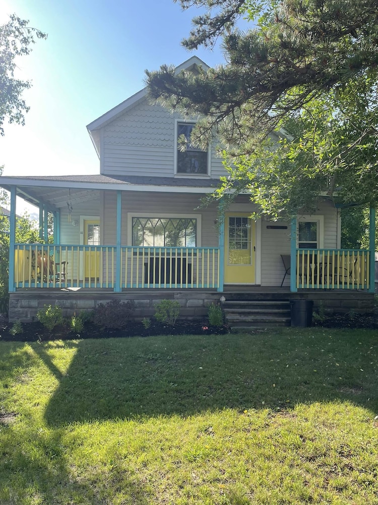 Grand Beach Inn - photo 11
