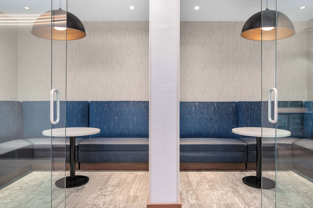 Hampton Inn & Suites by Hilton Pittsboro - photo 21