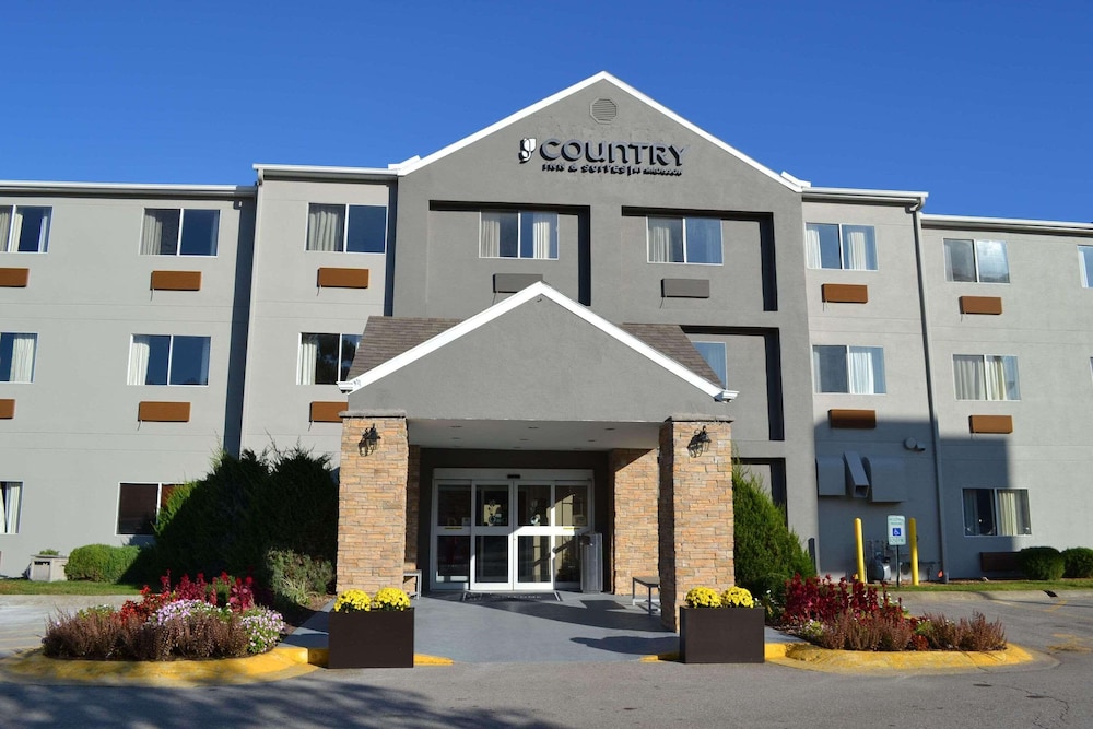 Country Inn & Suites by Radisson Fairview Heights IL - featured photo