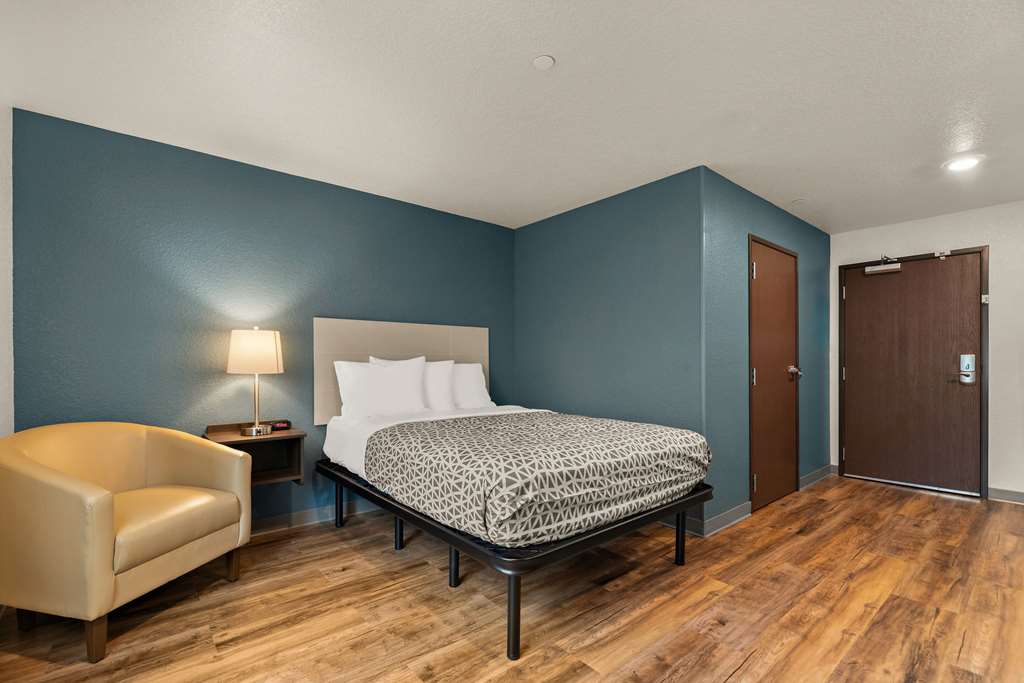 Woodspring Suites Port Orange Daytona Beach - photo 9