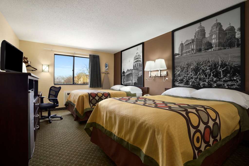 Super 8 by Wyndham Cedar Rapids - photo 2
