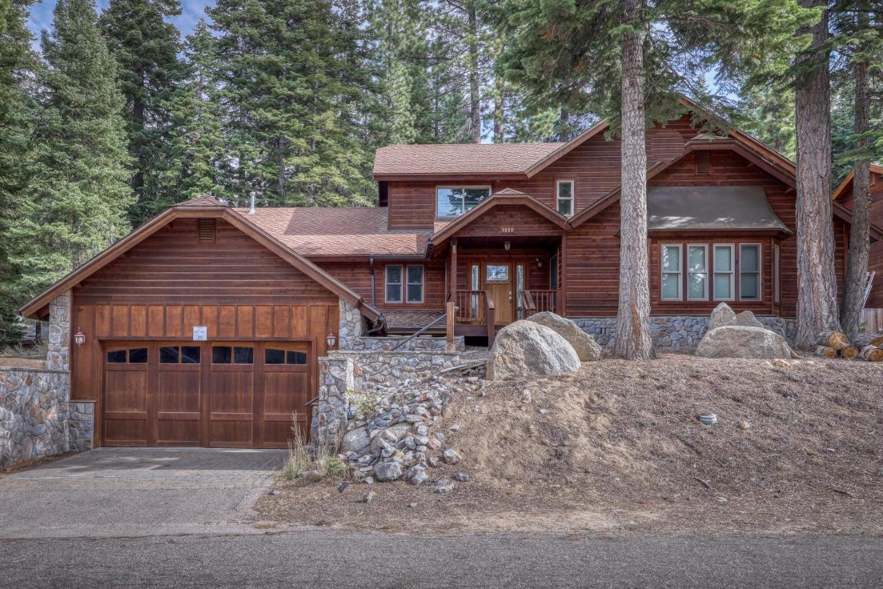 Sweet Cherry Hills Escape — South Lake Tahoe