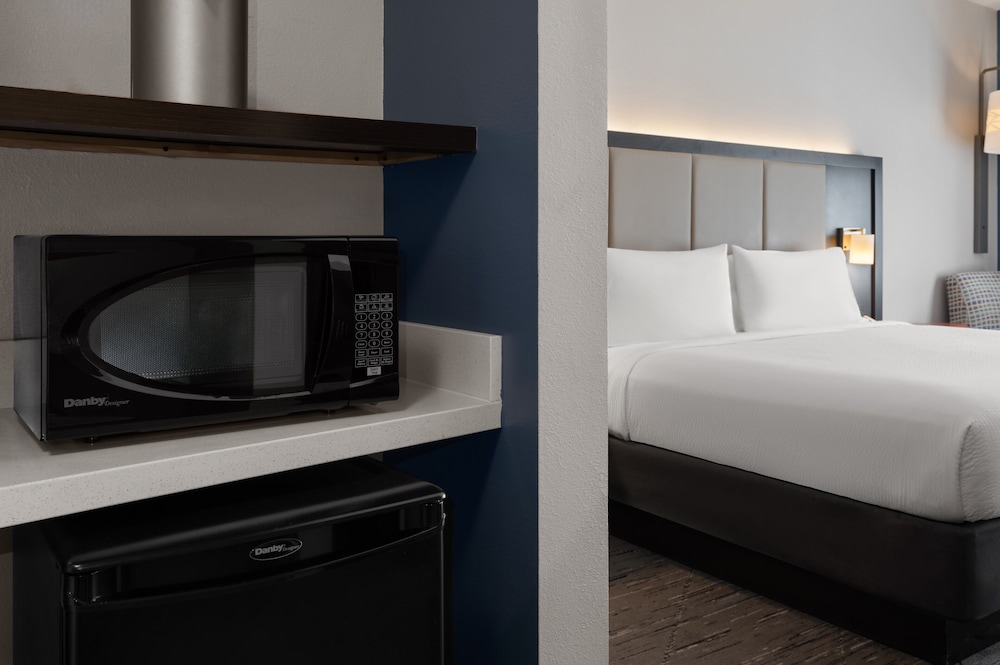 Holiday Inn Express St. Petersburg North by IHG - photo 19