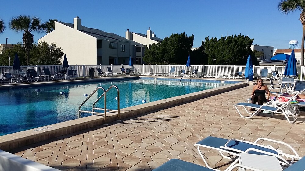 Shoreline Towers Resort by Panhandle Getaways - photo 14