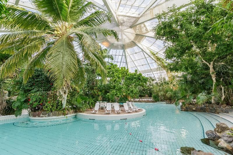 Center Parcs Les Bois Francs — hotel in Verneuil-Sur-Avre
