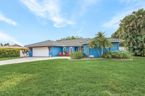 Ocean Blue Luxurious 4BR home with heated pool — 4-Star Luxury Hotel in Fort Myers, United States