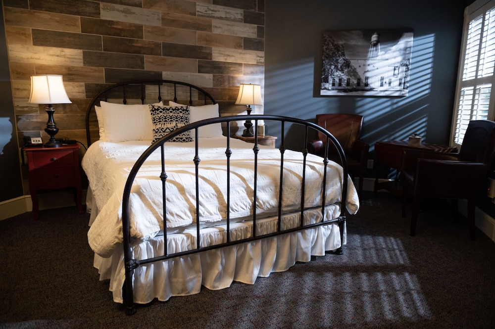 Gruene River Hotel & Retreat - photo 106