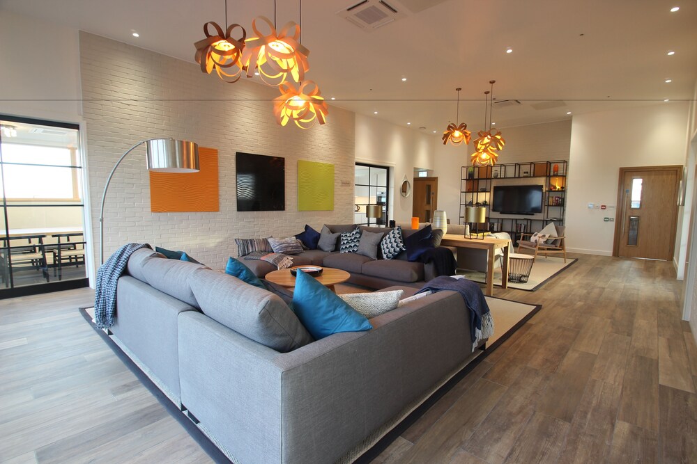 Berkshire House — 4-Star Luxury Hotel in Maidenhead, United Kingdom