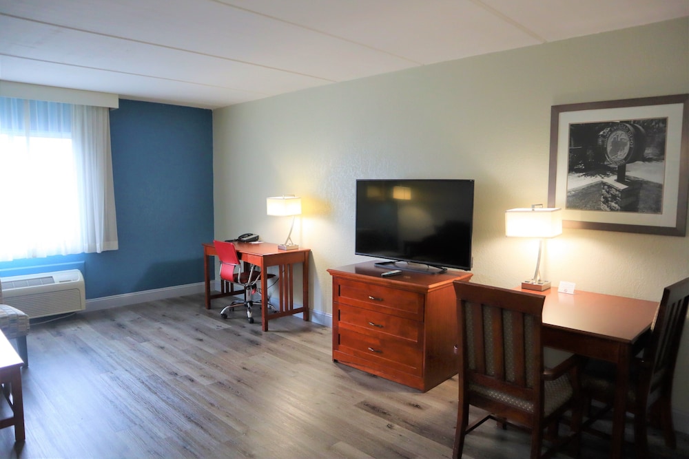 Baymont by Wyndham Norcross Atlanta - photo 5