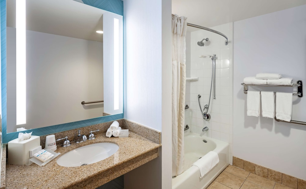 Hilton Garden Inn San Diego Rancho Bernardo - photo 22