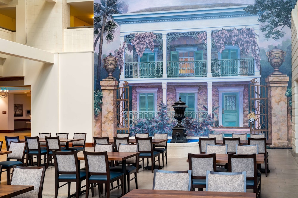 Embassy Suites by Hilton New Orleans - photo 43