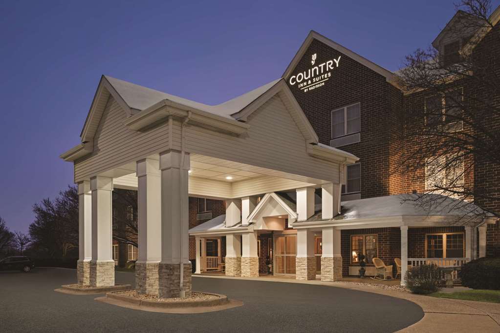 Country Inn & Suites by Radisson Schaumburg IL - photo 2