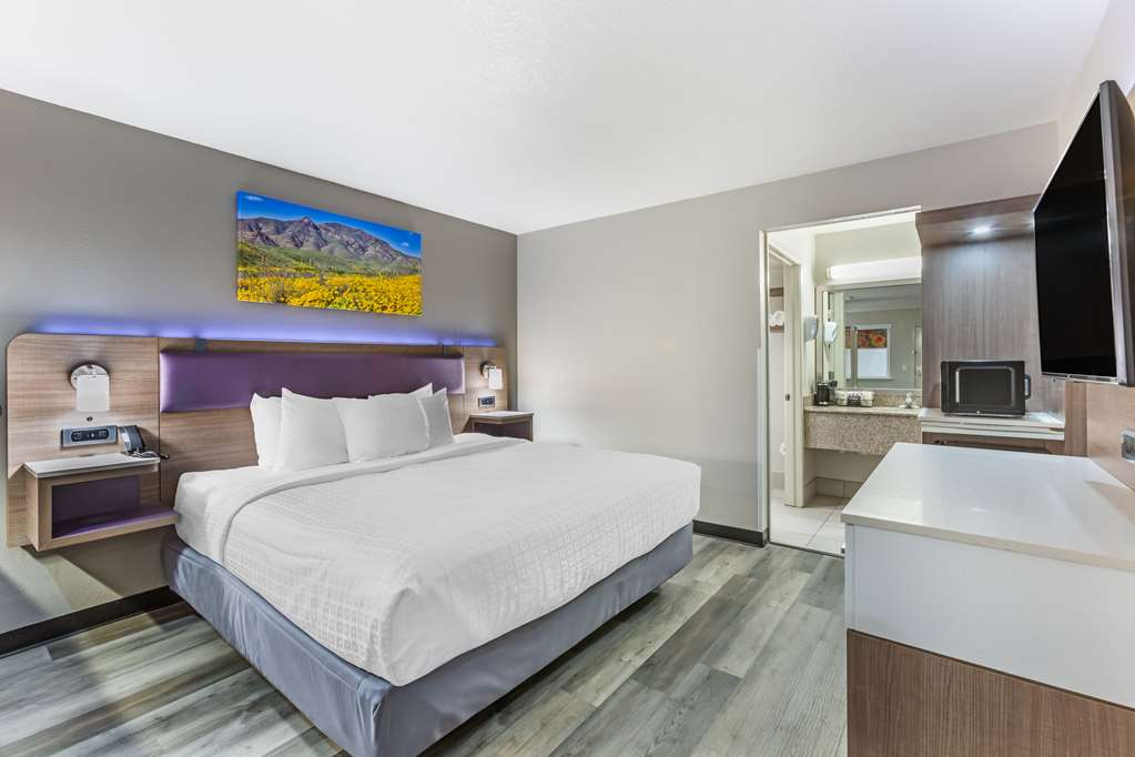 Best Western Sunland Park Inn - photo 19