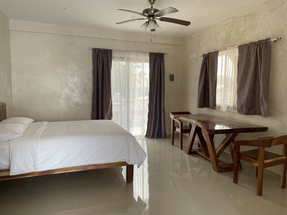 Mexhe Hotel Boutique — El Cuyo