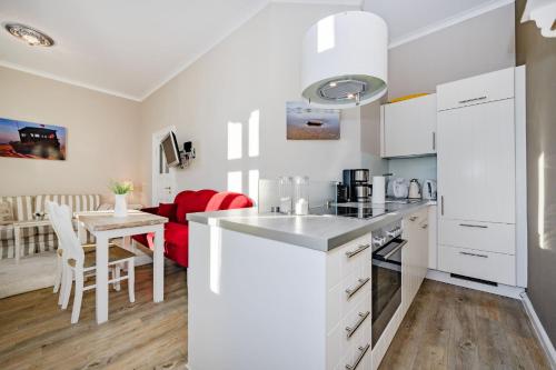 Villa am Ostseestrand 07 — 4-Star Luxury Hotel in Heringsdorf, Germany