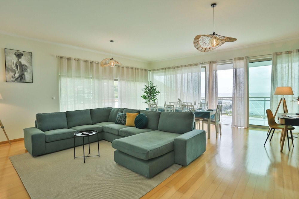 The Panoramic View Suites — 4-Star Luxury Hotel in Machico, Portugal