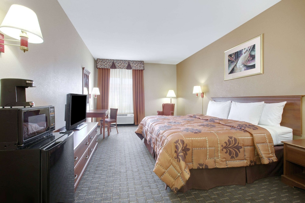 Days Inn by Wyndham Mesquite Rodeo TX - photo 8