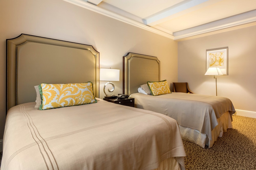 Omni Berkshire Place - photo 35