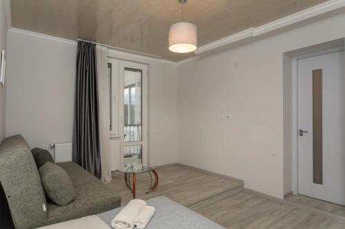 Charming 3BR Apartment In Central Tbilisi