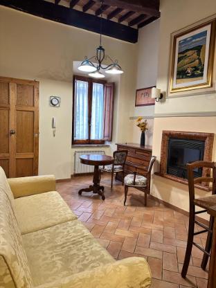 Opio Nel Corso 47 — 4-Star Luxury Hotel in Montepulciano, Italy
