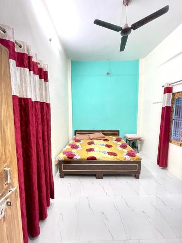 Bajrang Kutir — Varanasi