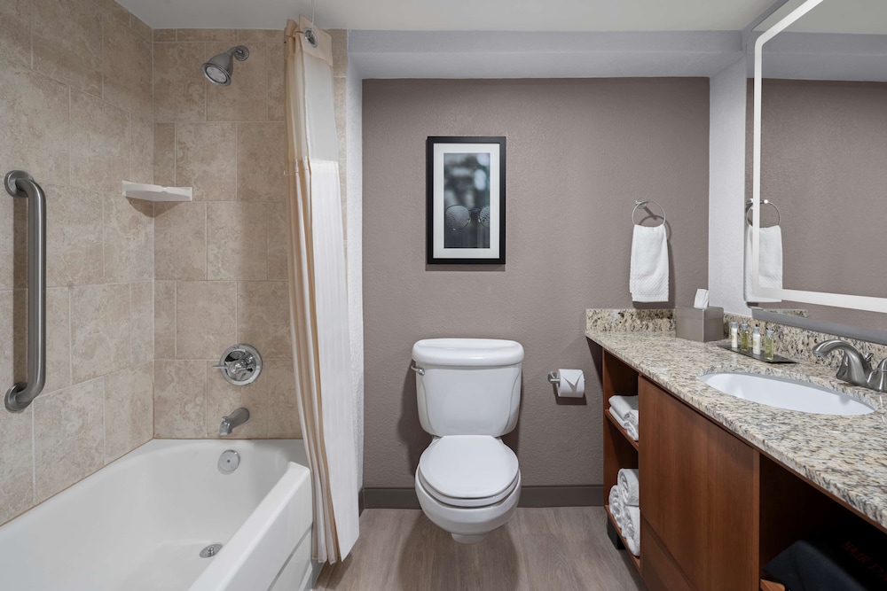The Alloy King of Prussia a DoubleTree by Hilton - photo 30