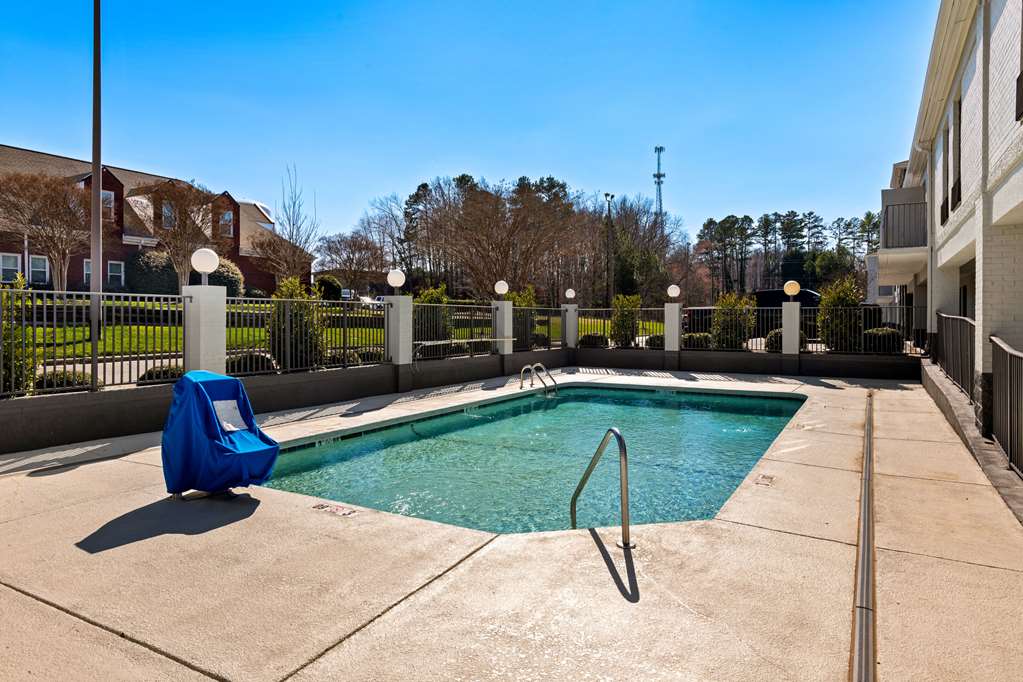 Quality Inn & Suites Matthews Charlotte - photo 45