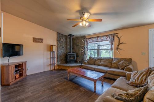 Green Mountain Lodge — Hill — photo 3
