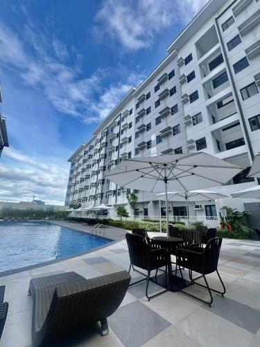 Leaf Residences Muntinlupa The Mint Pearl Stay 2 bedroom — 4-Star Luxury Hotel in Manila, Philippines