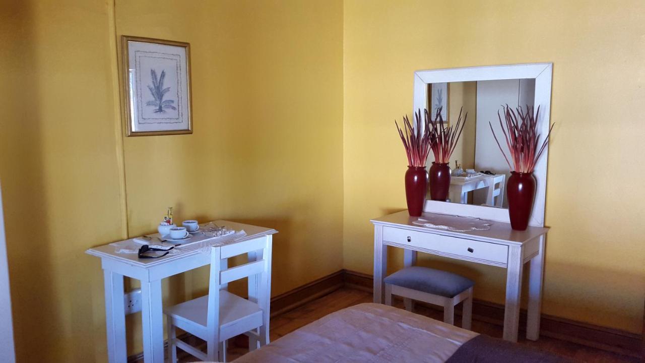 Third Rock Guesthouse — 4-Star Luxury Hotel in Ventersburg, South Africa