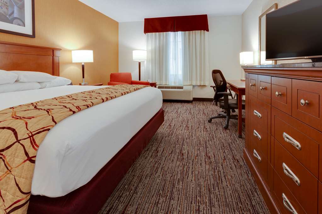 Drury Inn & Suites St. Louis Forest Park - photo 12