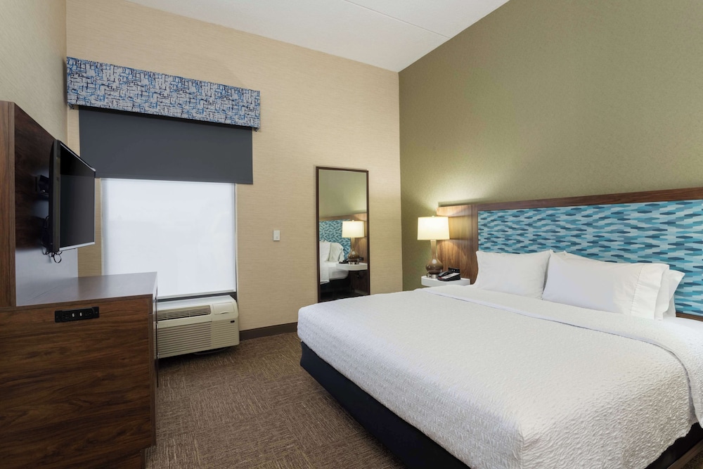Hampton Inn Buffalo South I 90 - photo 11