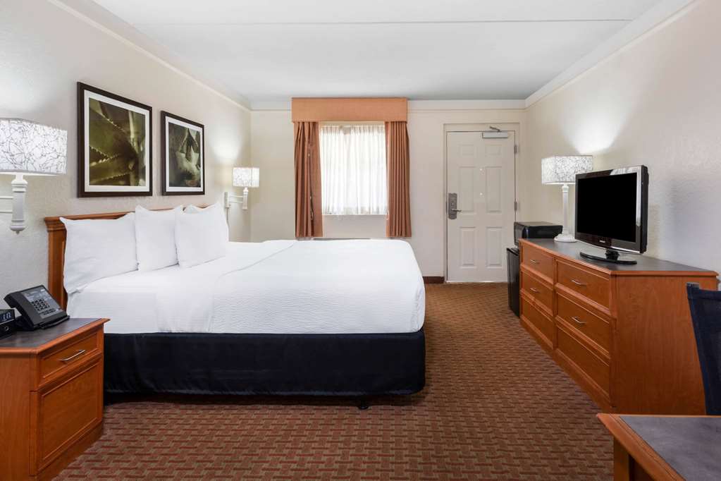 La Quinta East Deerfield Beach Boca Raton - photo 38