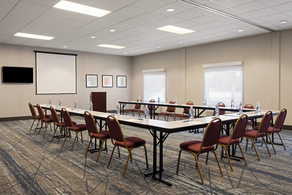 Holiday Inn Express St. Petersburg North by IHG - photo 35