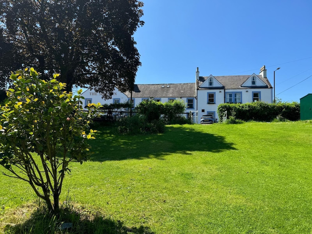 The Ship Inn - carbon neutral hotel in Castle Douglas