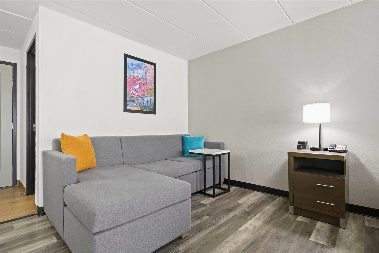 La Quinta Inn & Suites by Wyndham Sturbridge - photo 23