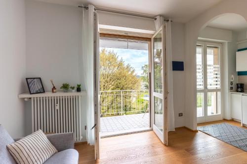 Suite 51 Arona — 4-Star Luxury Hotel in Arona, Italy