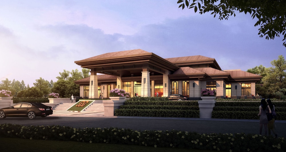 Crowne Plaza Huzhou by IHG in Huzhou, People's Republic of China