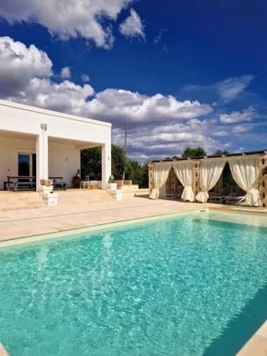 Panoramic Villa Bianca by ItriaLuxuryStays — 4-Star Luxury Hotel in Ostuni, Italy
