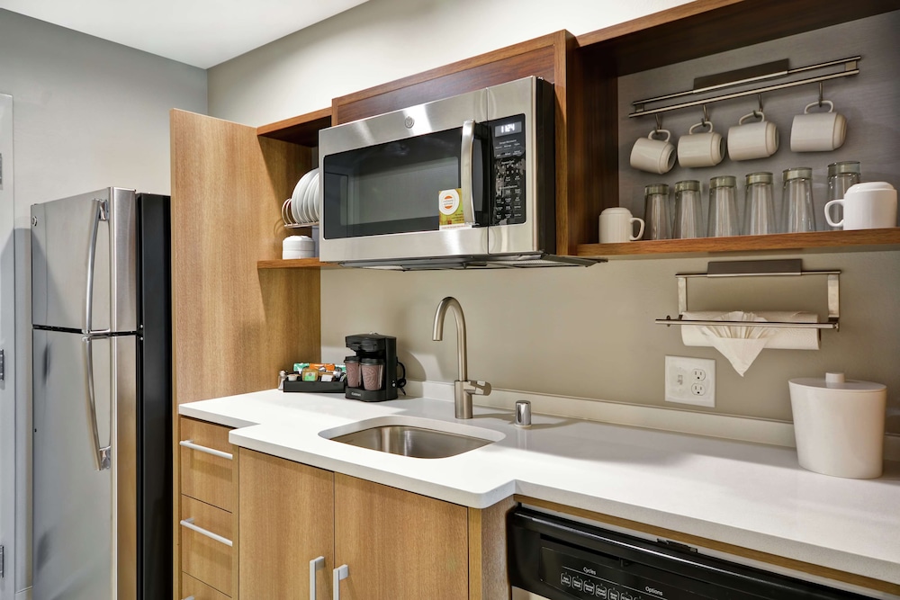 Home2 Suites by Hilton Plano Legacy West - photo 25