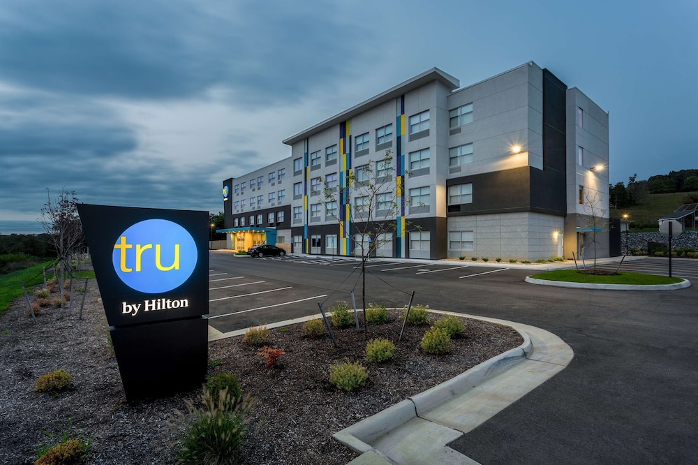 Tru by Hilton Radford VA - photo 25