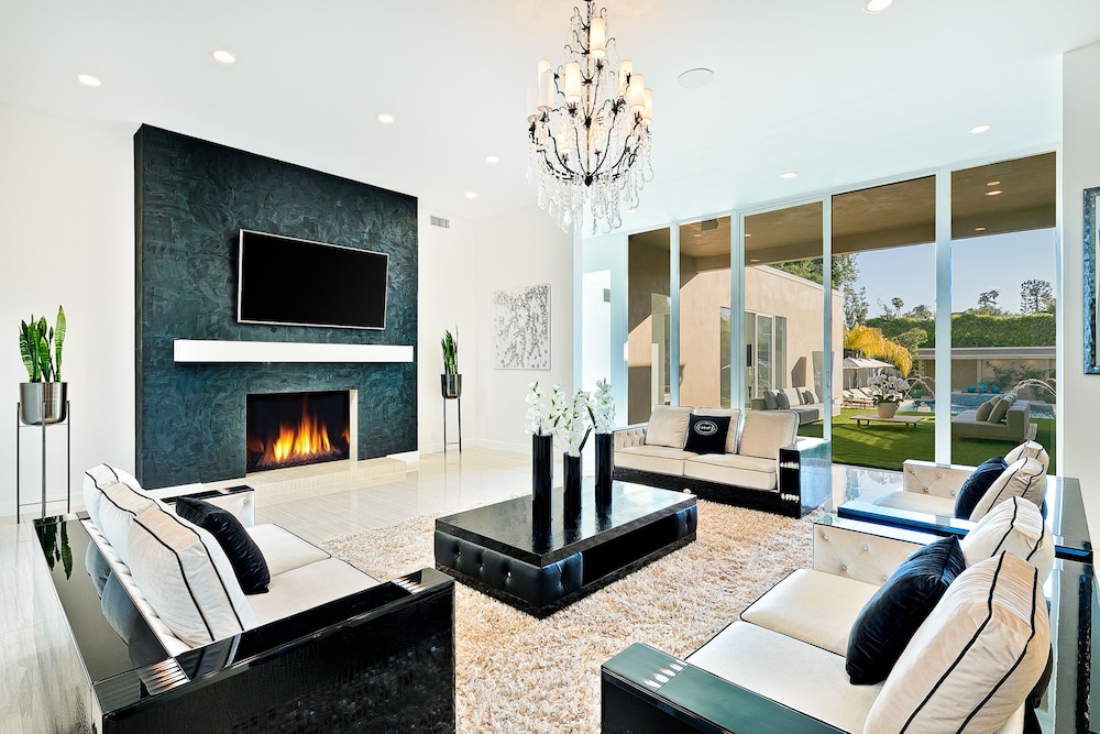 Beverly Hills Luxury Modern Palace - photo 20