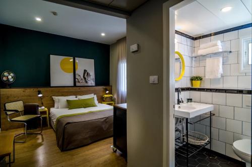 Dizengoff square boutique in Tel Aviv, Israel