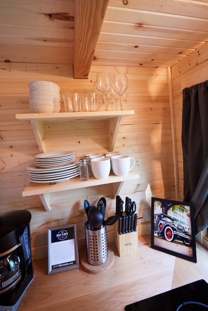 Tuxbury Pond Camping Resort Cottage - photo 39