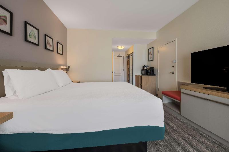 Hilton Garden Inn Rockford - photo 115