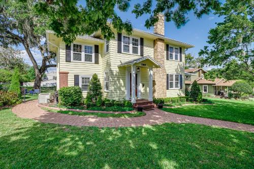 Success Historic Luxury Home for Large Groups 5 Min Walk to FSU — 4-Star Luxury Hotel in Lakeland, United States