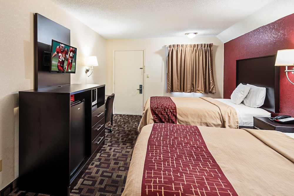 Red Roof Inn Anderson IN - photo 15