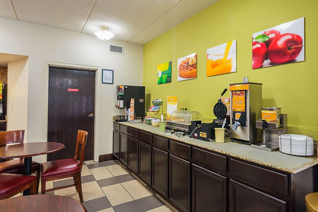 Quality Inn Airport Southeast - photo 14