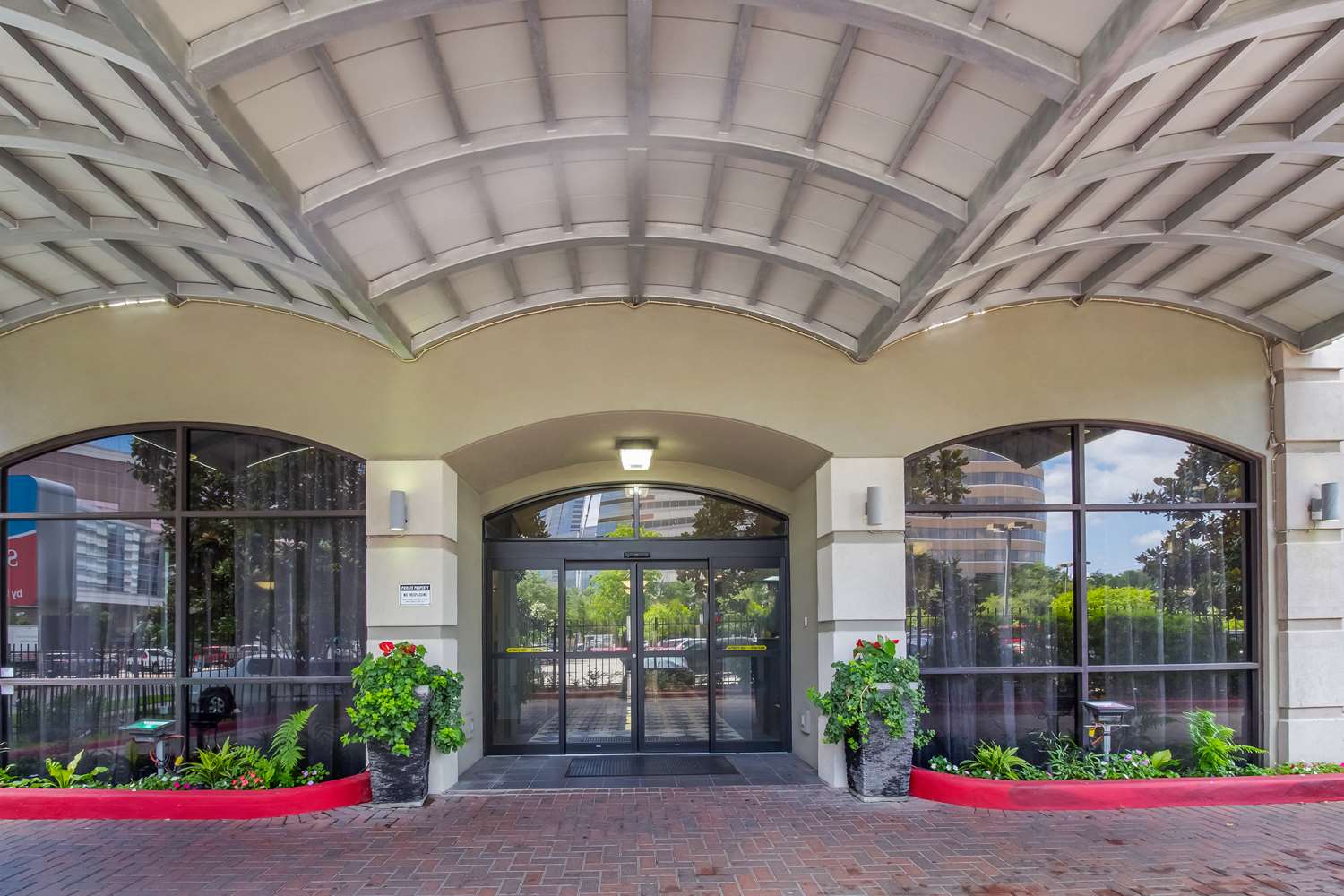 SureStay Plus Hotel by Best Western Houston Medical Center - photo 8