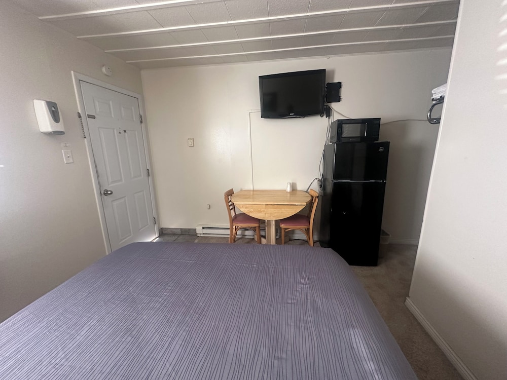 Grand Central Motel - photo 4